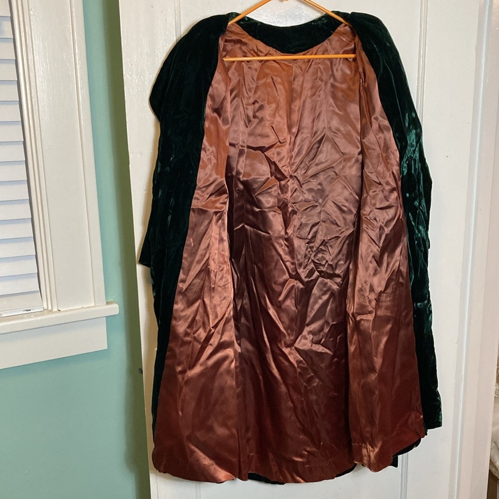 Vintage Green Velvet Swing Coat - Picture 2 of 9